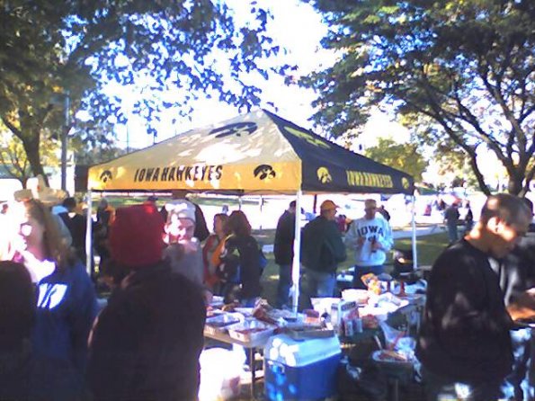 Tailgating before the Hawks/Michigan State Game
